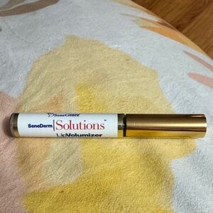 SeneGence SeneDerm Solutions Lip Volumizer